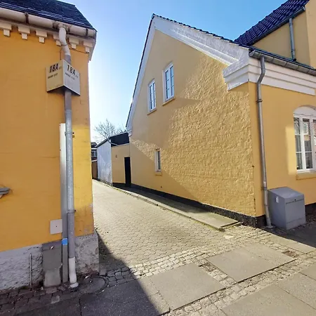 Double 4 With Free Parking *